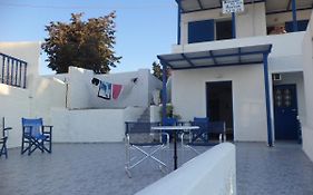 Marina'S Studios Serifos